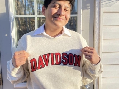 Admitted student in Davidson sweatshirt