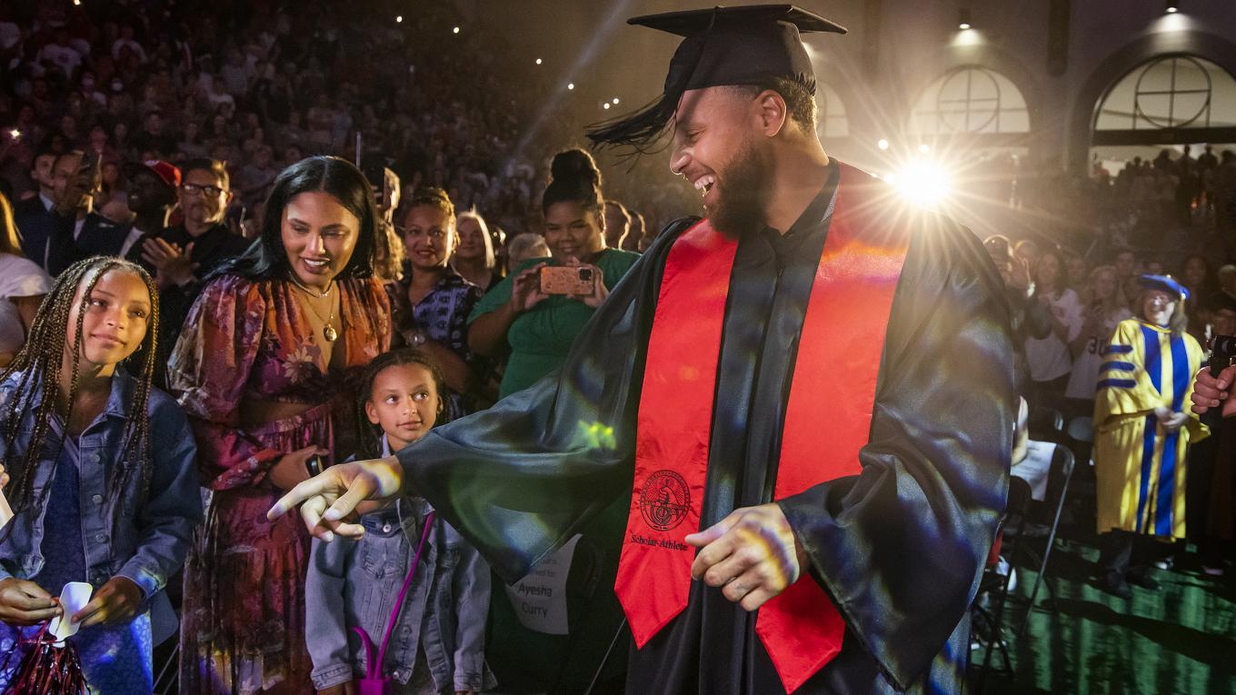 Steph Curry Just Graduated From College 13 Years After Leaving