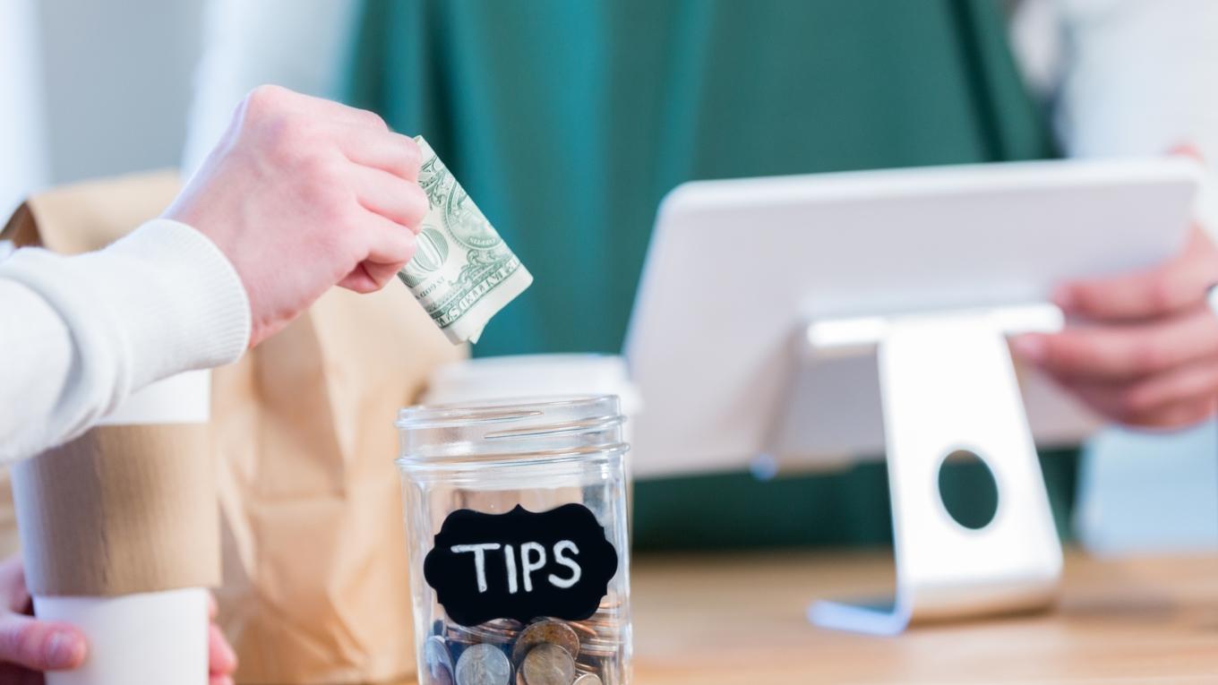 “No tax on tips” – no big deal, says economics professor at Davidson College