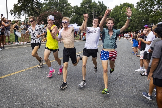 Students running in Cake Race 2021