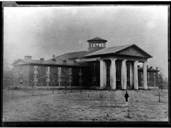 The Old Chambers Building before the fire