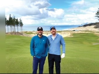 comedians nate bargatze and joe zimmerman playing golf in new zealand