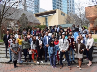 With the help of fellow Davidson alums Ryan Leak ’17 and Mikayla Binter ’20, Sheperd-Smith took his students on a field trip to Wells Fargo in Charlotte.